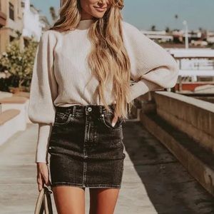 Lulu’s Eugenie Cream Balloon Sleeve Sweater NWT